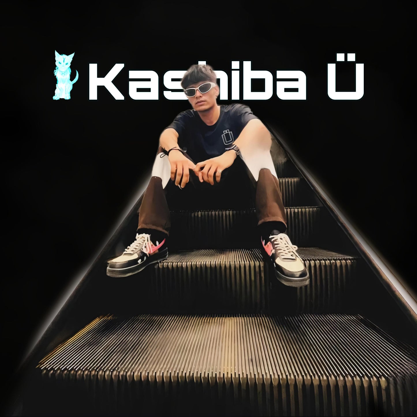 Front view of the model showcasing the premium oversized (colour) t-shirt from Kashiba U. Shop online today.
Tag- Buy Now!