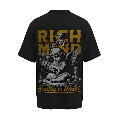 Back view of the premium oversized black t-shirt titled “Rich In Mind” from Kashiba U with cool graphic design inspired by street art printed at the back of the t-shirt. Shop trendy streetwear graphic tee from the website of Kashiba U online. Buy Now!