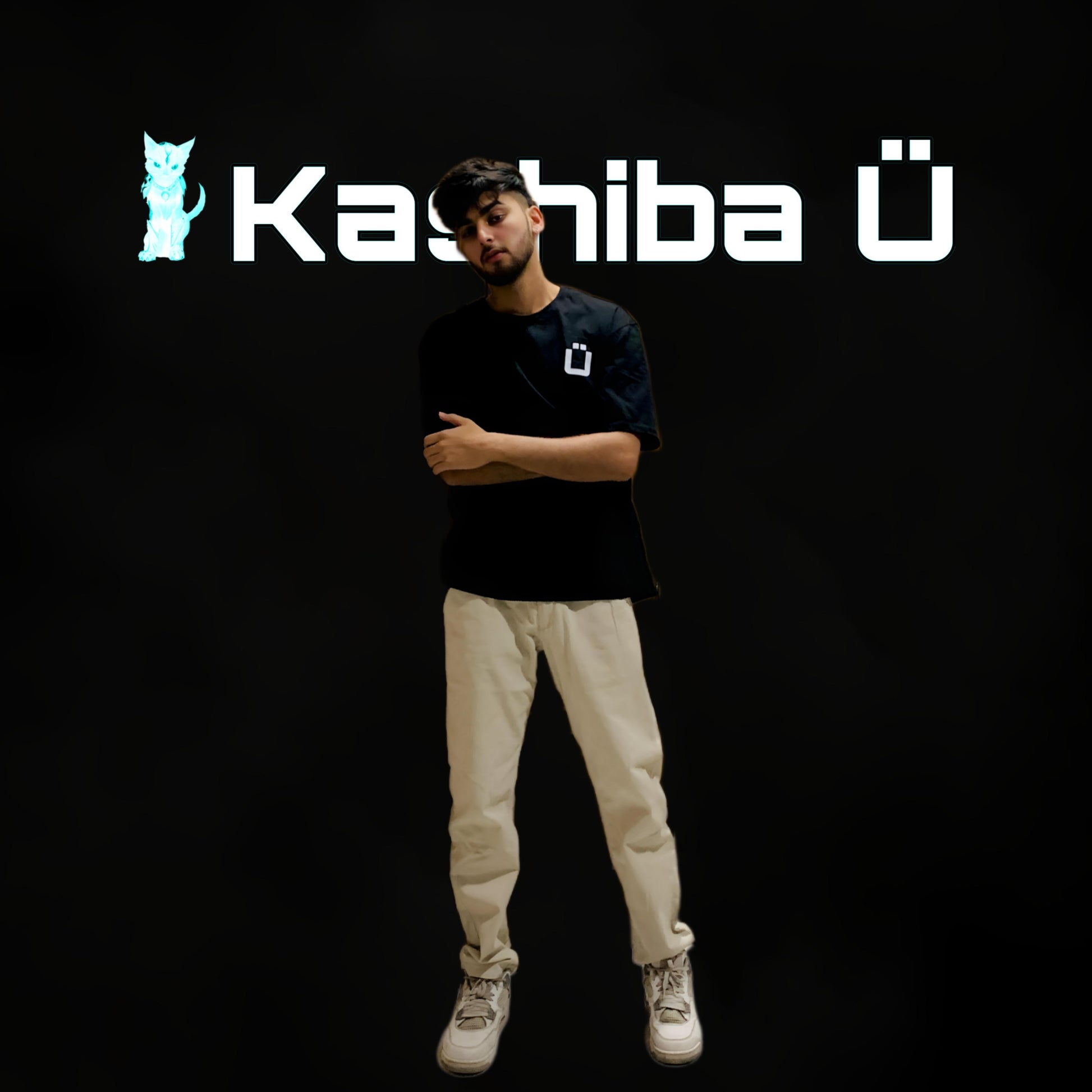 Front view of the model showcasing the premium oversized black t-shirt from Kashiba U. Shop online today.
Tag- Buy Now!