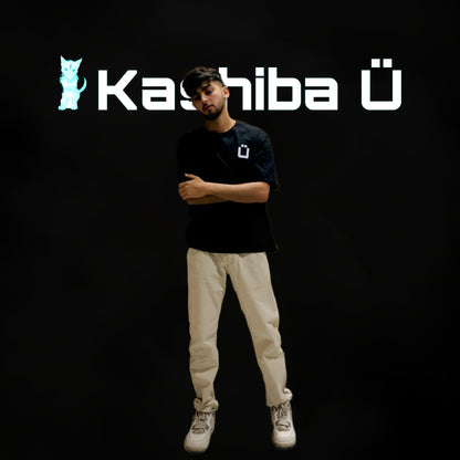 Front view of the model showcasing the premium oversized black t-shirt from Kashiba U. Shop online today.
Tag- Buy Now!