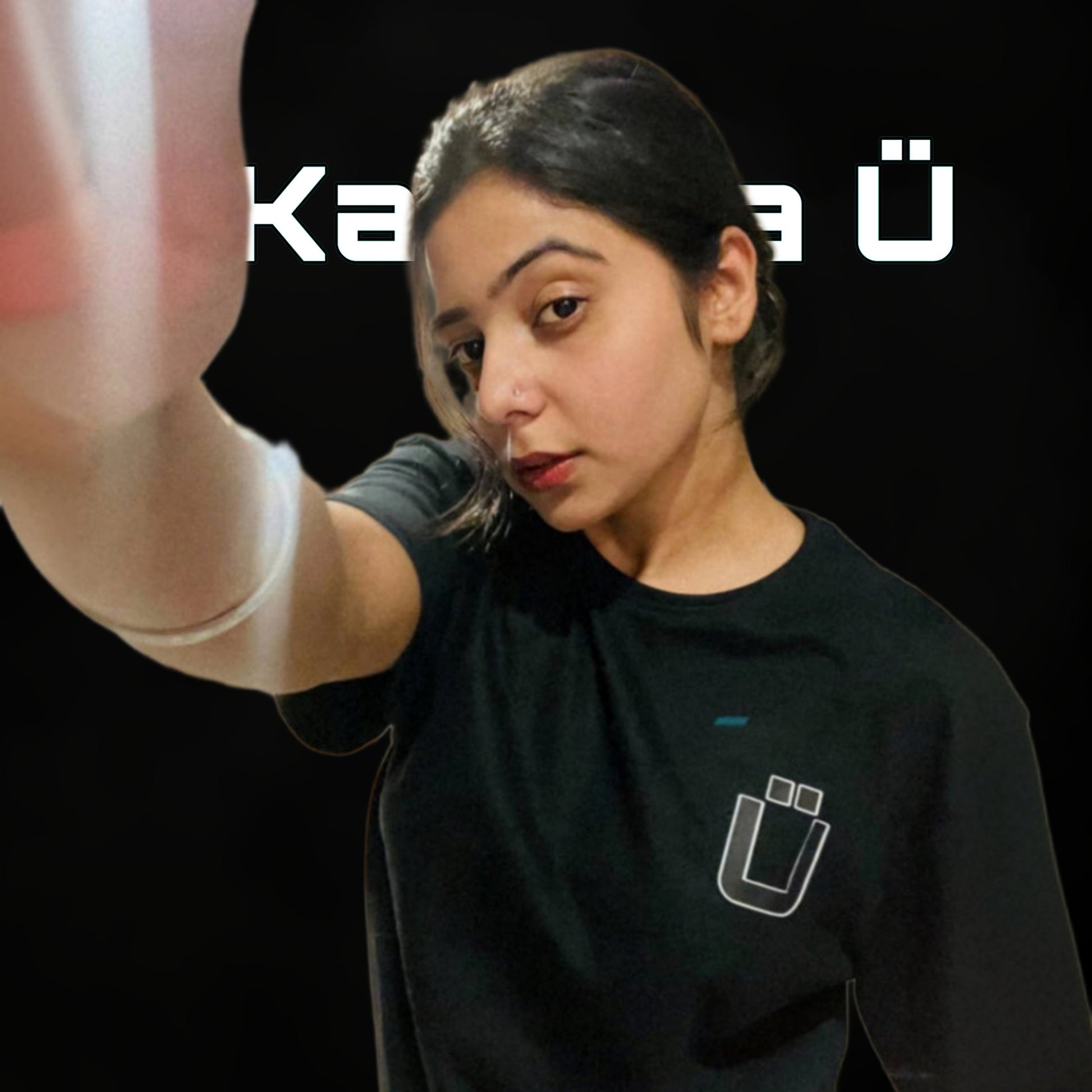 Front view of the model showcasing the premium oversized black t-shirt from Kashiba U. Shop online today.
Tag- Buy Now!