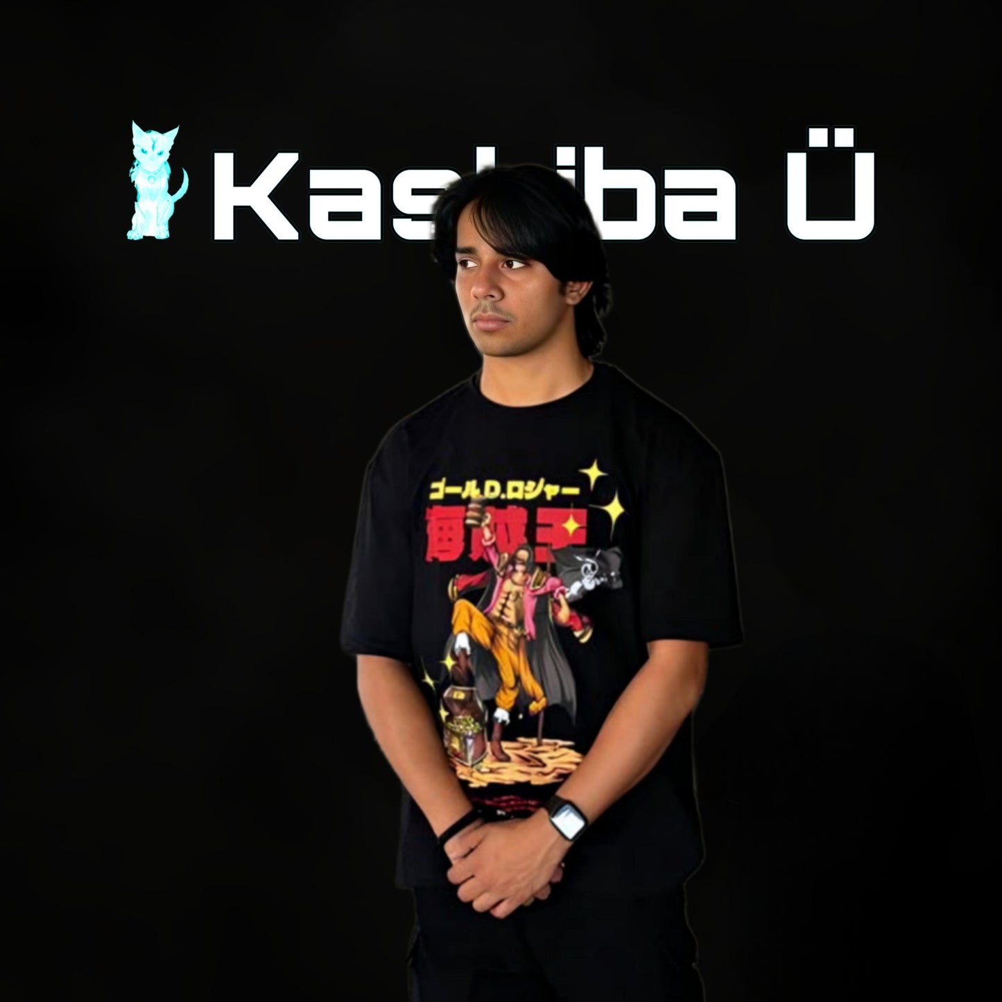 Front view of the model showcasing the premium oversized black t-shirt from Kashiba U with design inspired by the anime character Gol D. Roger from the anime One Piece. Shop trendy premium t-shirt from Kashiba U online. Buy Now!
